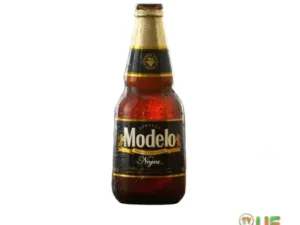 modelo negra
